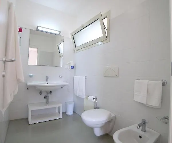 Salento 3* مارينا دي بيسكولوس